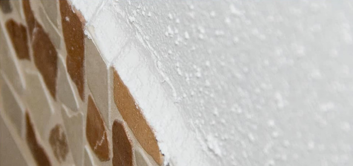 Übergang Wand - Fliese verfugen mit OTTOSEAL® A 215
